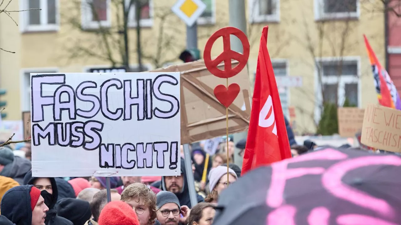 Gewalt beim AfD-Wahlkampfauftakt in Hamburg