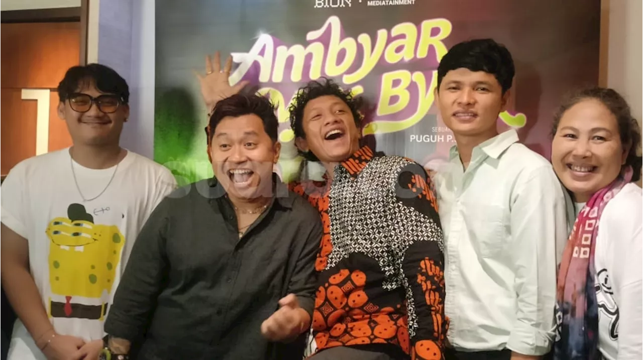 AHY dan Teuku Riefky Harsya Apresiasi Film Ambyar Mak Byar