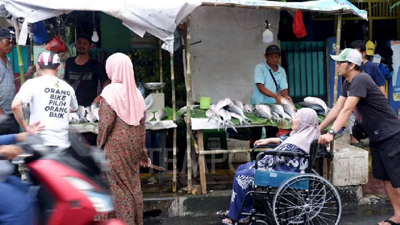 Festival Bandeng Rawa Belong Melestarikan Tradisi Nganter Bandeng saat Imlek