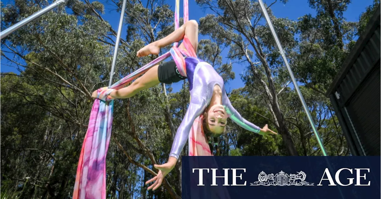 School with a Twist: Gymnast Holly Follows Her Circus Dreams