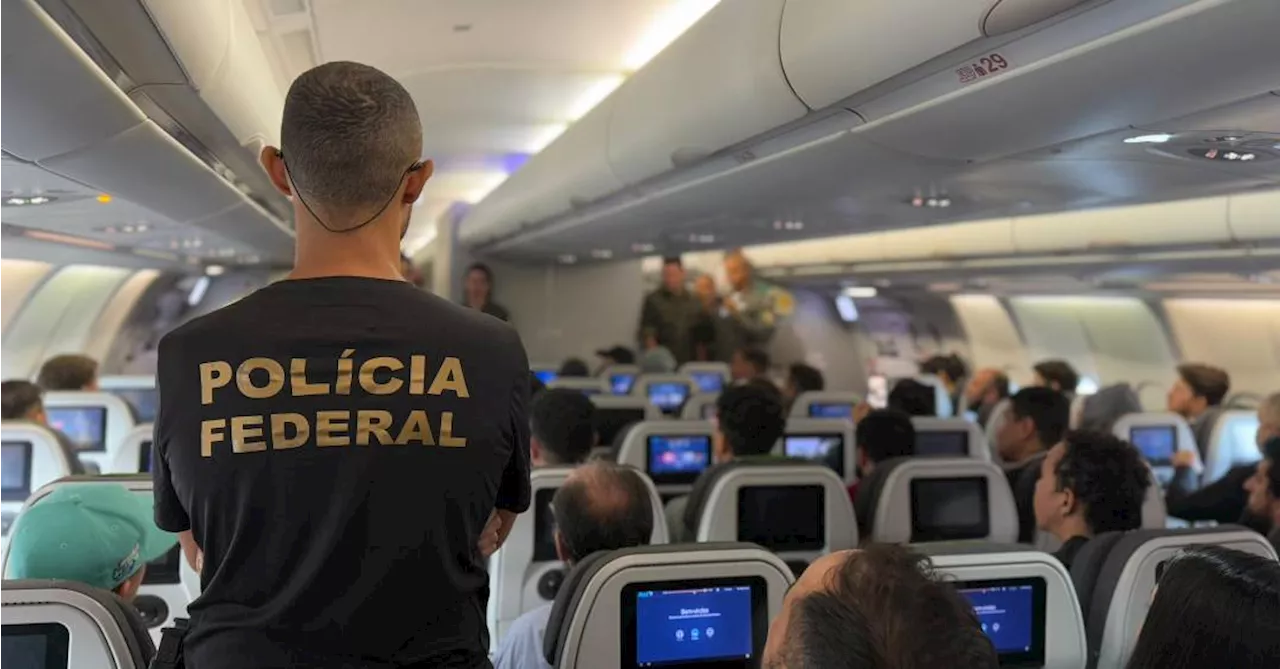 Brasil recebe primeira leva de brasileiros deportados dos EUA