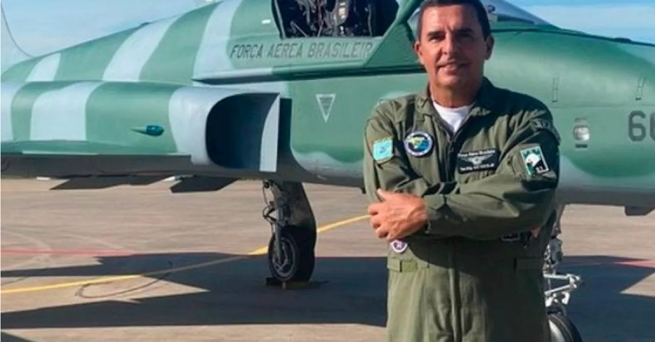 Ex-Chefe da Aeronáutica Baptista Júnior Descreve Tentativa de Golpe e Alinhamento com Direita