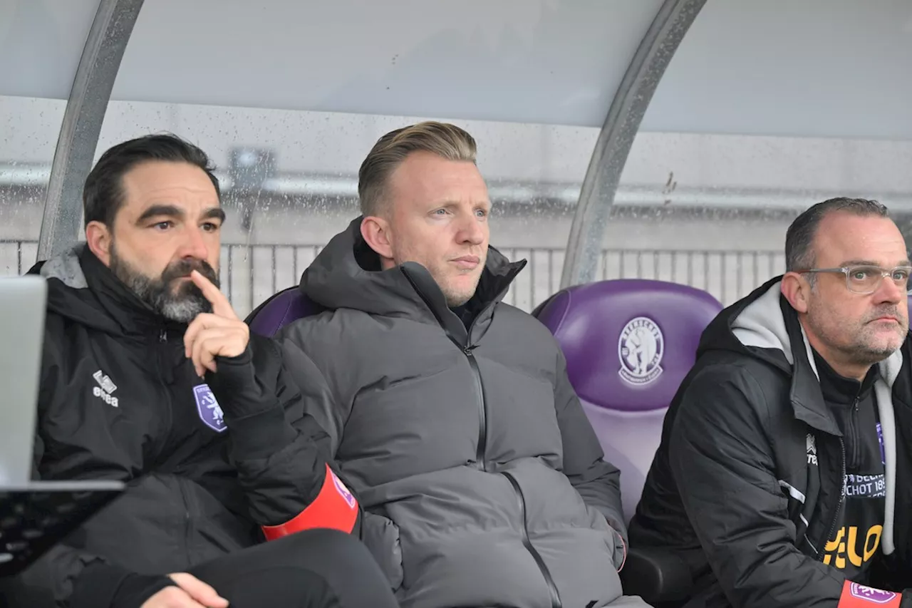 Beerschot trainer Kuijt worstelt met slechte resultaten