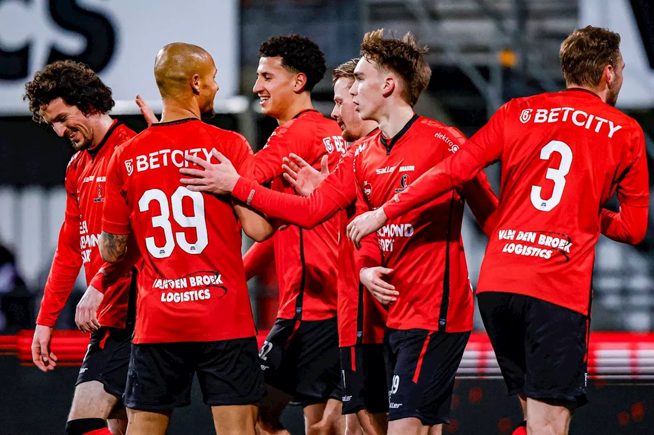 Helmond Sport verslaat Jong AZ en vindt aansluiting bij play-off-plekken