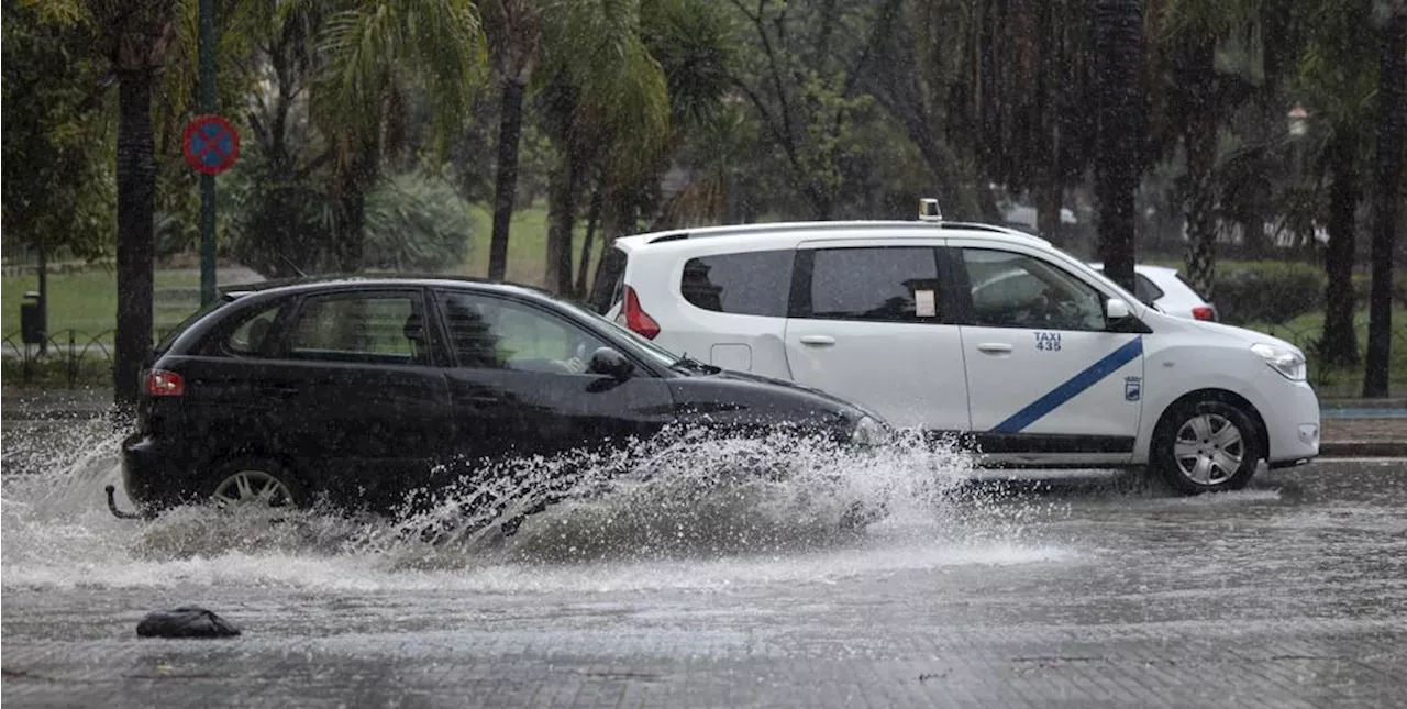 Última hora de la Borrasca Herminia, en directo: incidencias por lluvias y fuertes vientos en Galicia, Madr...