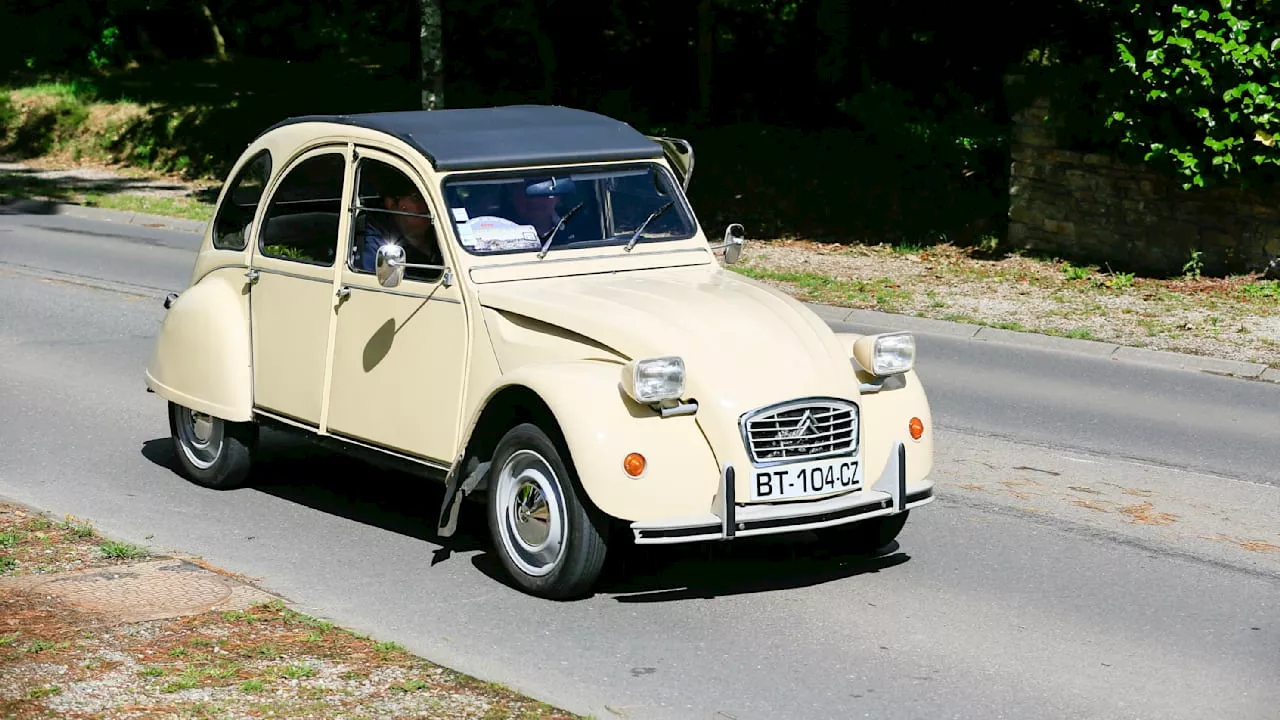 Gerüchte um Citroën 2CV: Kommt die Kult-Ente als E-Auto zurück?