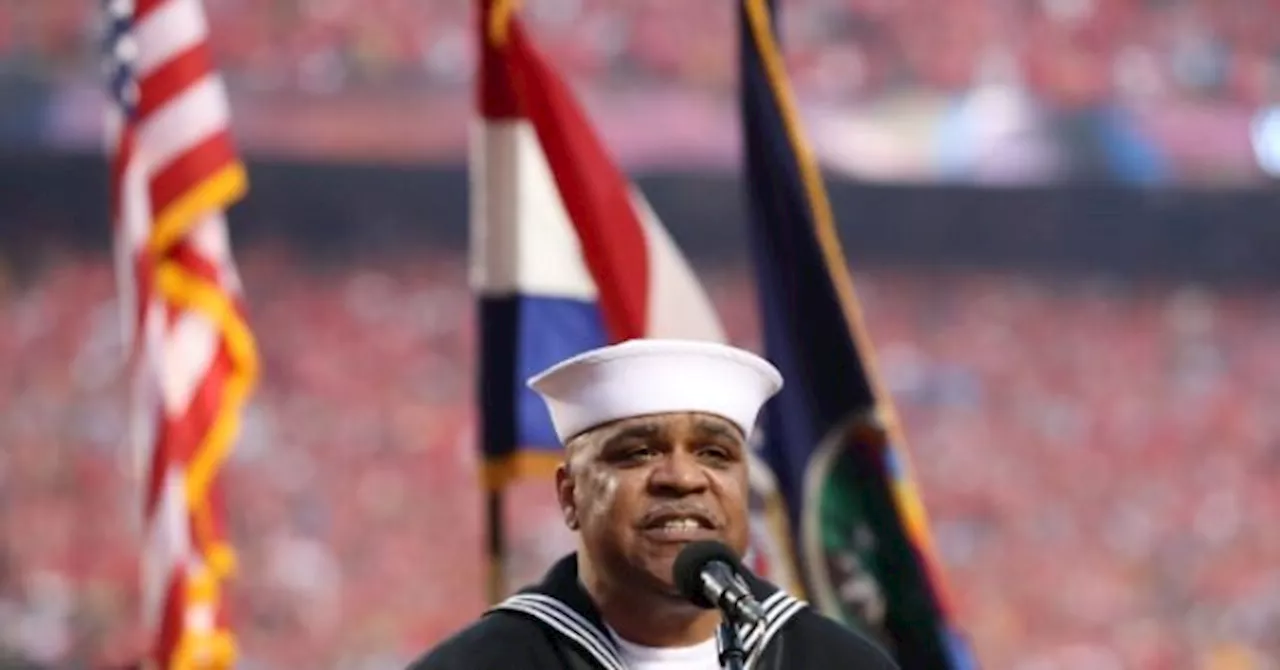 Retired Navy Petty Officer's Powerful National Anthem Performance Captivates Internet