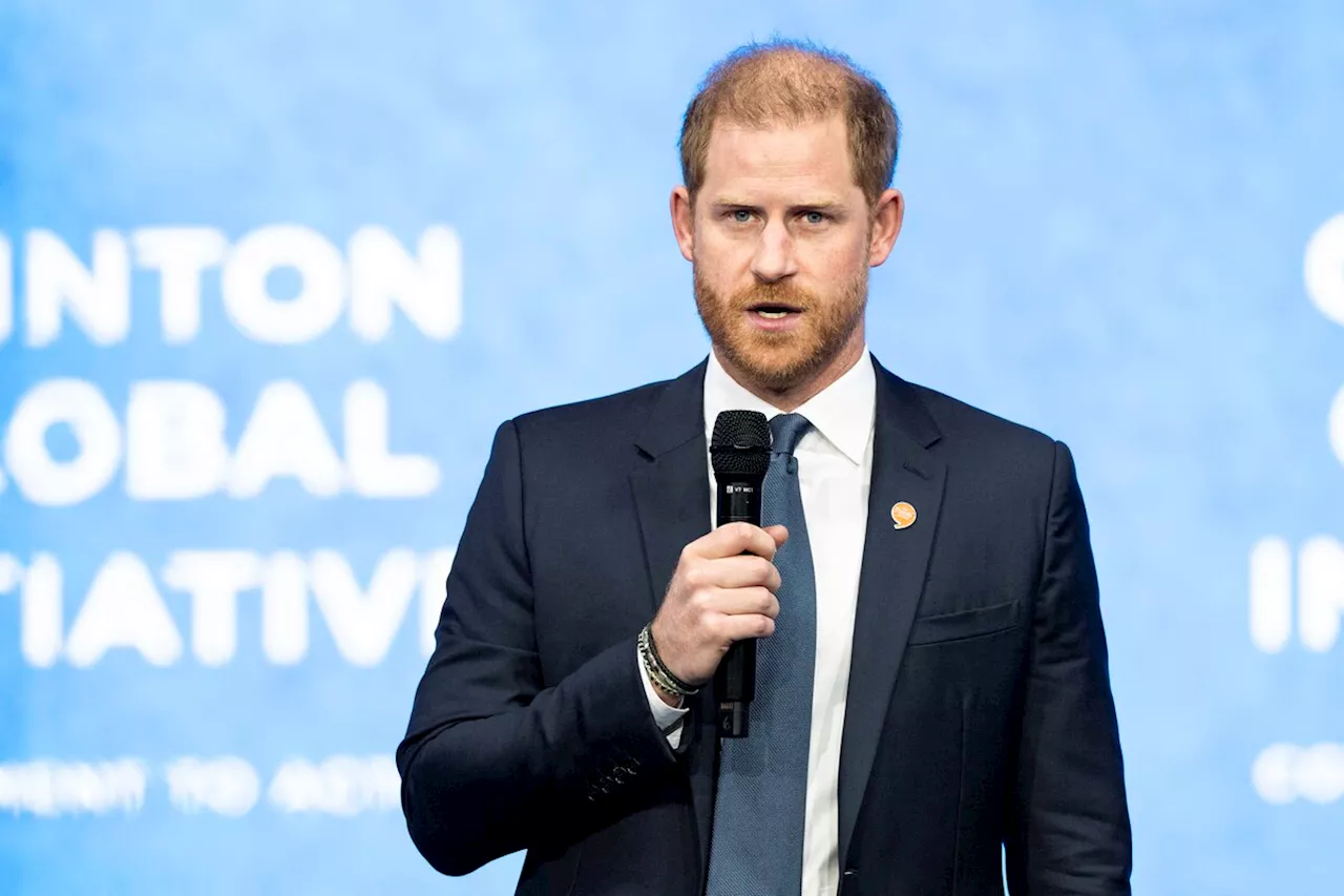 Le Prince Harry et la Princesse Anne: Un Siège Forcé au Couronnement