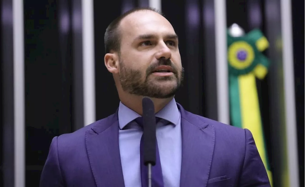 Eduardo Bolsonaro rebate acusações de envolvimento em suposto golpe