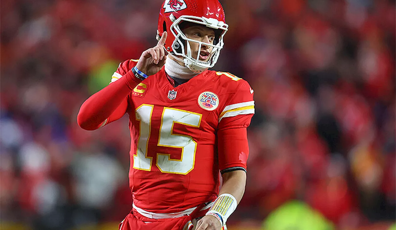 Latest Super Bowl Odds: Chiefs Open as Slim Favorites Over Eagles