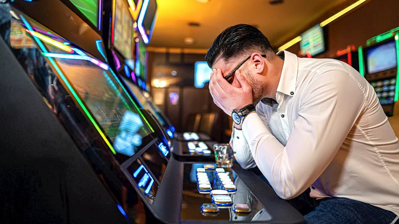 Daughter's Partner's Gambling Problem: Should She Leave?