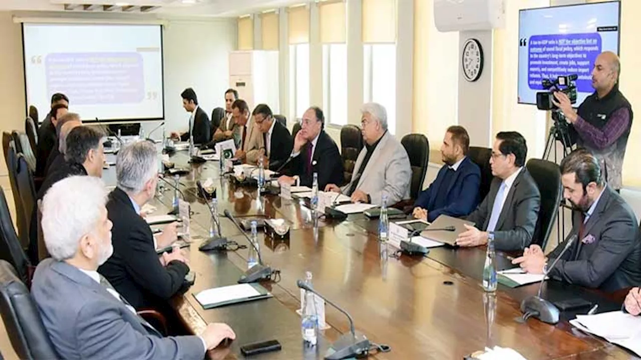 PBC shares fiscal policy proposals with finance minister