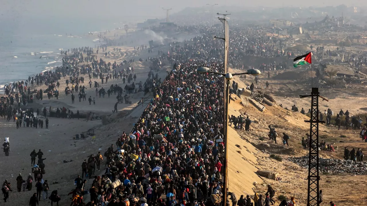 Miles de Gazatíes Retornam para Casa