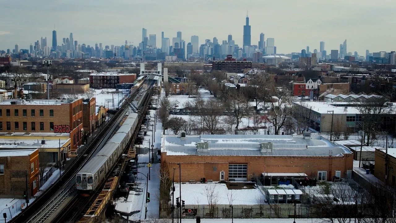 Chicago Sees Cold Start, But Milder Week Ahead