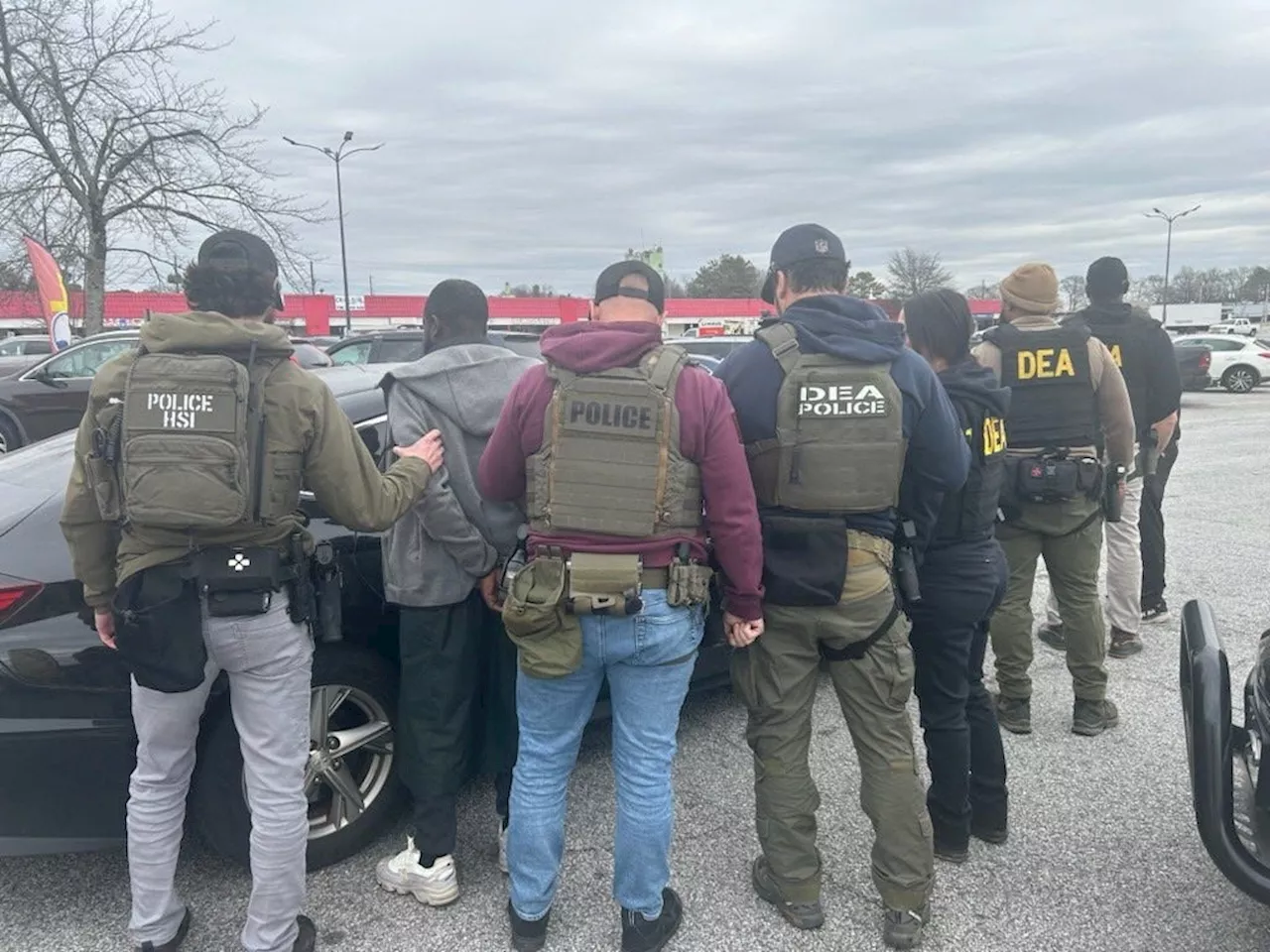 ICE Conducts Nearly 1,000 Arrests, Targeting Criminal Aliens