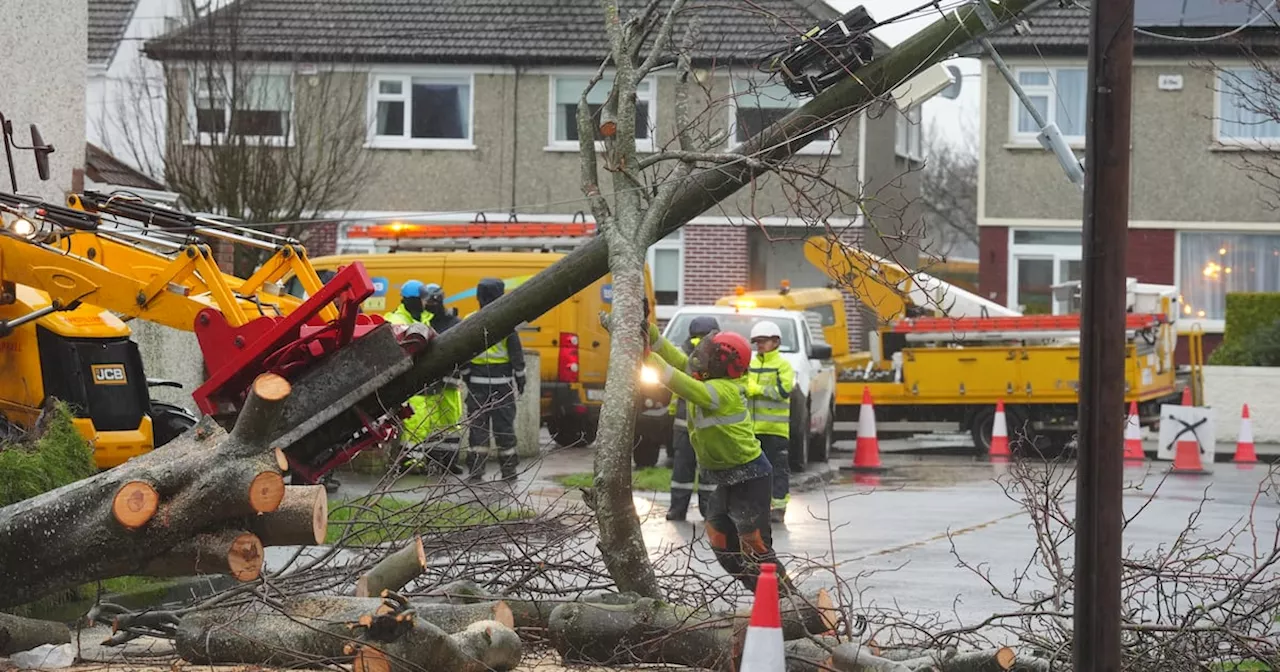 Storm Éowyn: 246,000 homes and businesses still without power on Sunday, 109,000 without water