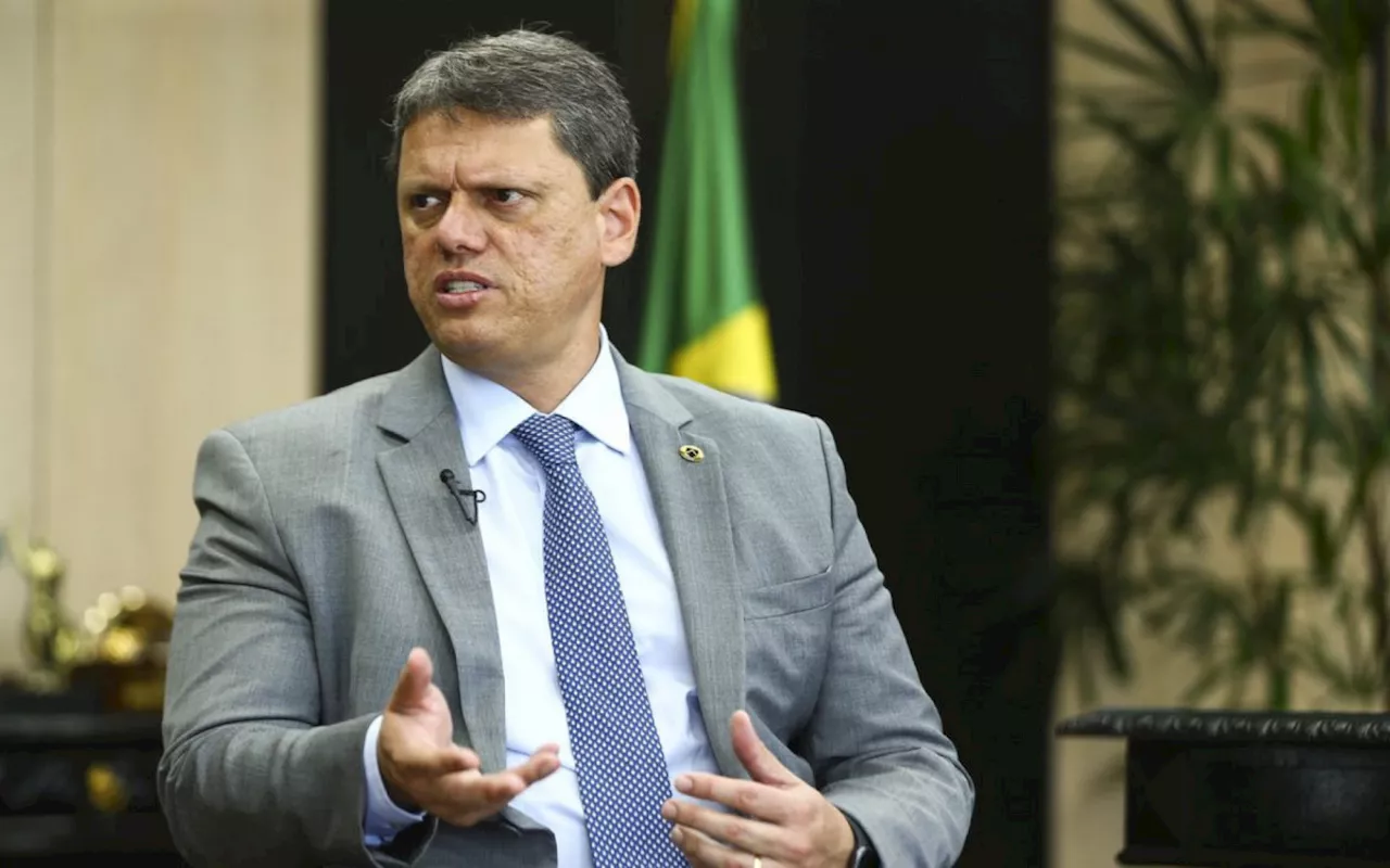 Tarcísio e Nunes reforçam apoio a Hugo Motta em jantar com políticos em São Paulo