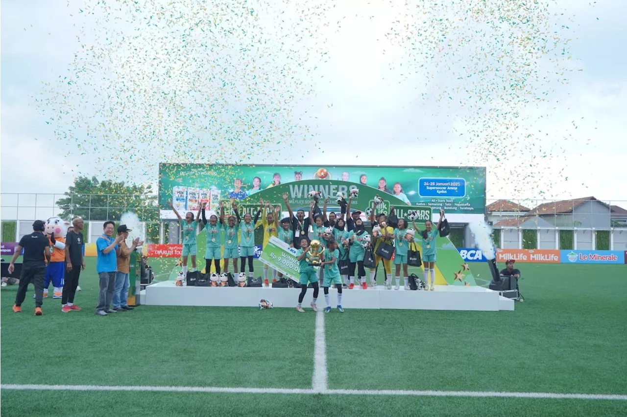 MilkLife Soccer Challenge All-Stars: Perkasa di Setiap Laga, Tim All-Stars Kudus Raih Gelar Juara