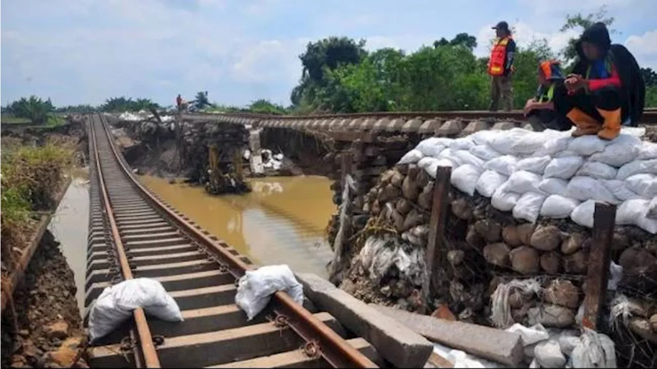 Gangguan Operasional KAI Akibat Kerusakan Jalur Rel di Grobogan