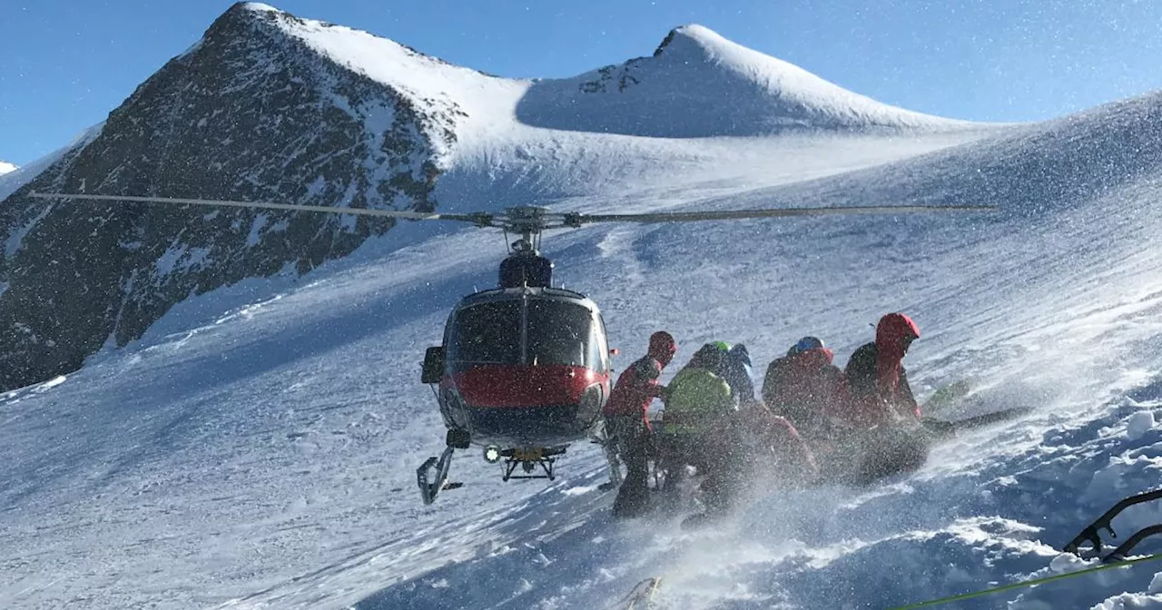 Skitourengeher nach Lawinenunfall schwer verletzt