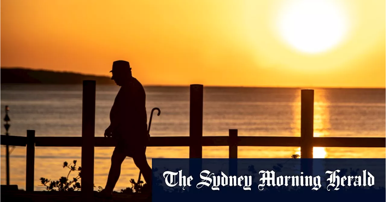 Sydney Sizzles in 40-Degree Heatwave Before Severe Thunderstorms