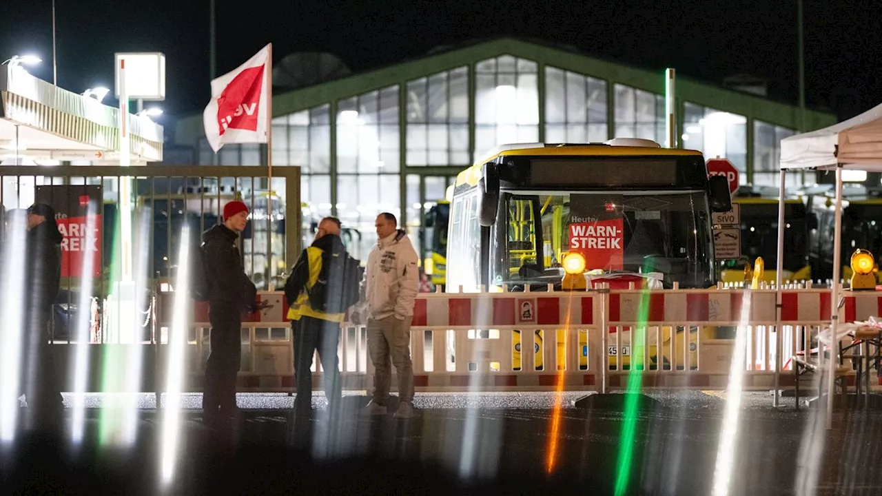 Öffentlicher Nahverkehr: Warnstreik im Nahverkehr macht Berlinern zu schaffen