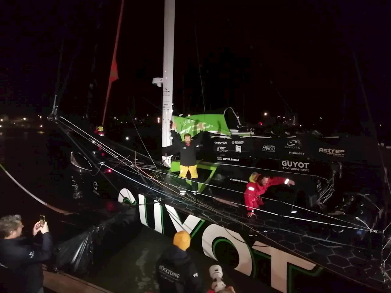 Vidéo. Vendée Globe : l’arrivée de Benjamin Dutreux à La Rochelle