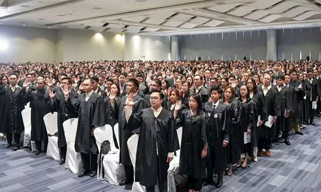 New Philippine Lawyers Inducted, Supreme Court Emphasizes Ethical Conduct