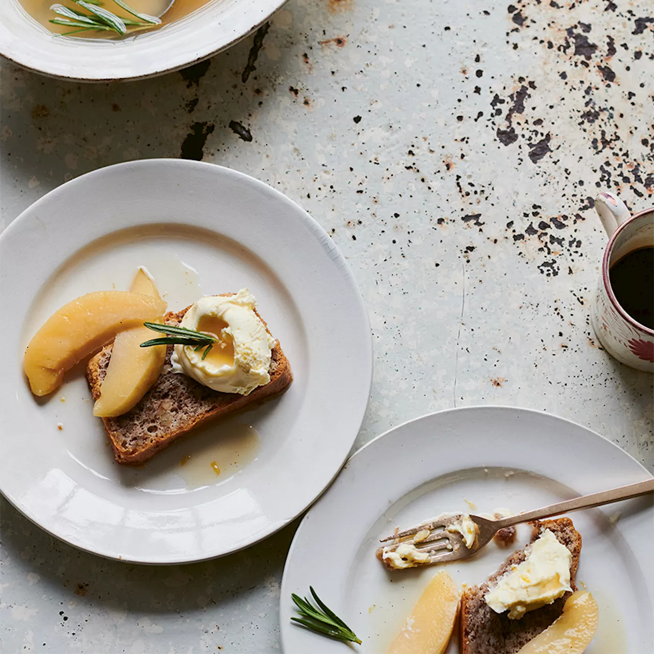 A Taste of Dobrogea: Quince and Fennel Cake