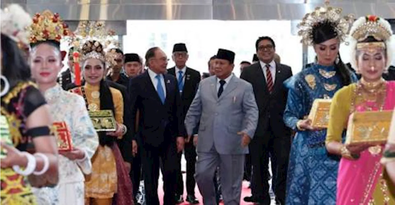 Anwar Hosts High Tea for Indonesian President Prabowo Subianto