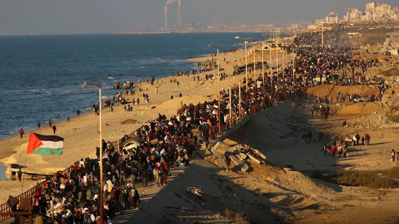 Live blog: Over 300K displaced Palestinians return to North Gaza