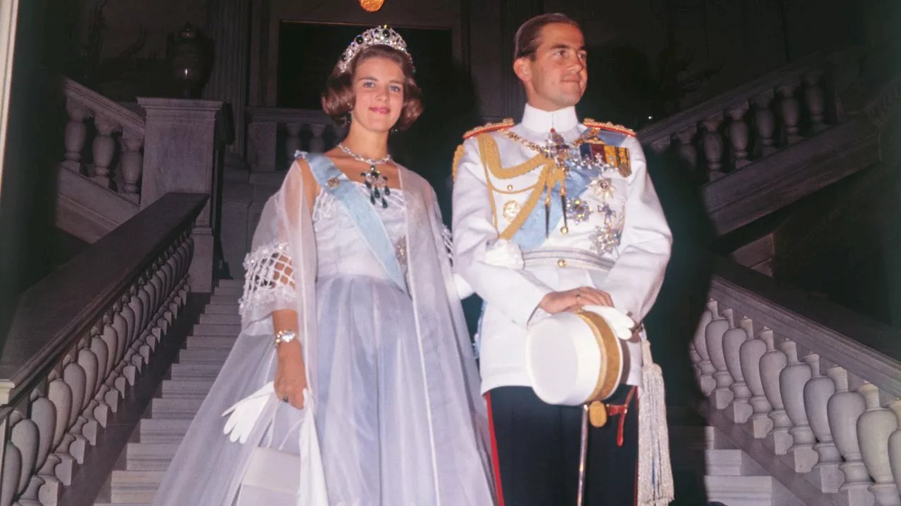 Un vestido de preboda de la princesa Ana María de Grecia reaparece tras 60 años