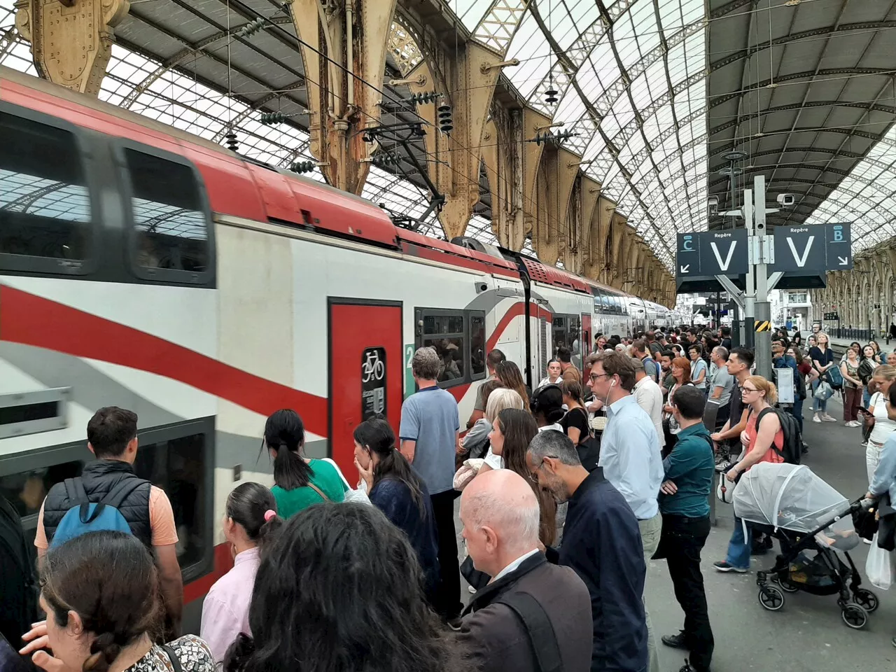 Nice : pagaille à la gare SNCF, de nombreux retards et annulations de trains