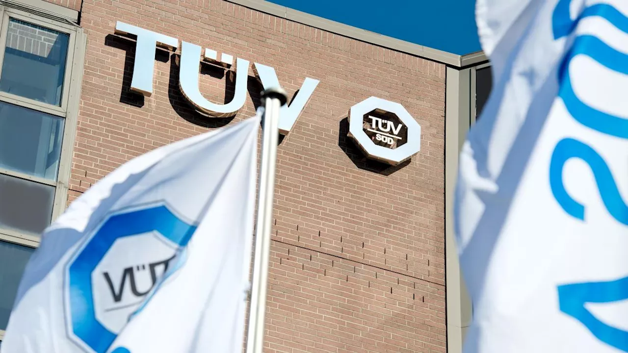 Der TÜV Süd erhöht die Zahl der Beschäftigten auf jetzt knapp 30.000.