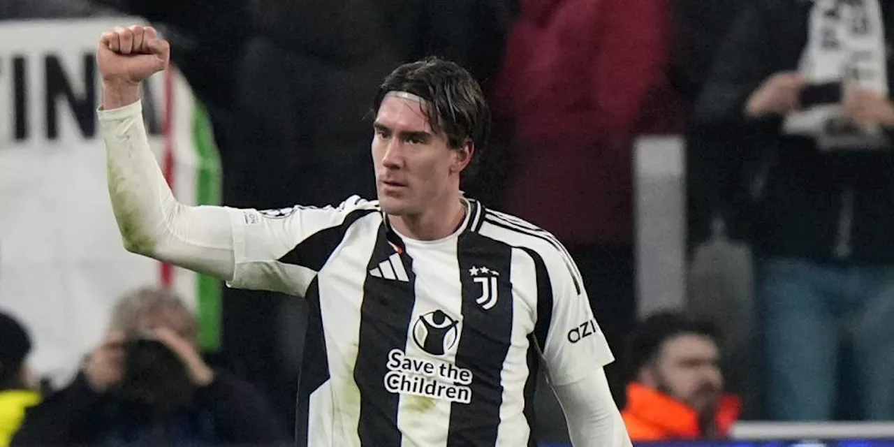 Dusan Vlahovic Tolak Tawaran Main Bareng Ronaldo Demi Bertahan di Juventus