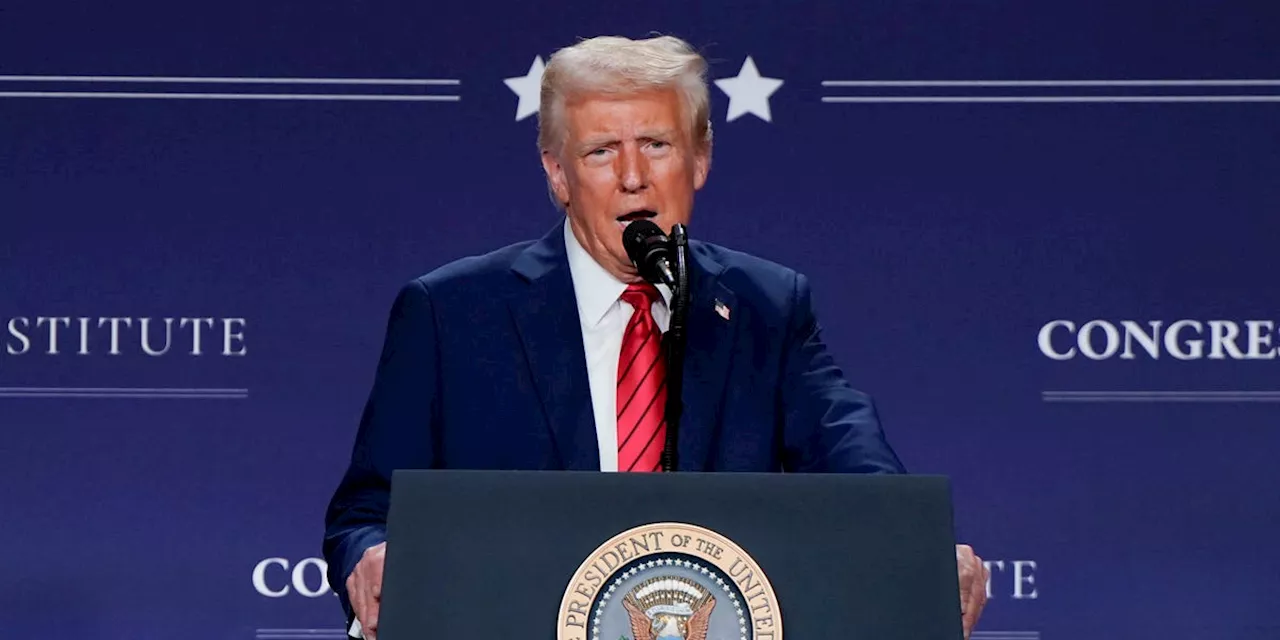 Trump Sees DeepSeek as 'Wake-Up Call' for US Tech