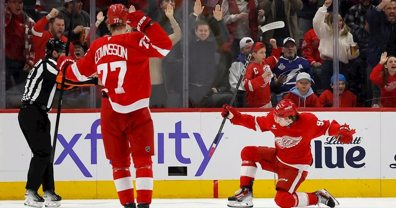 Kasper, Raymond help Red Wings beat Kings 5-2