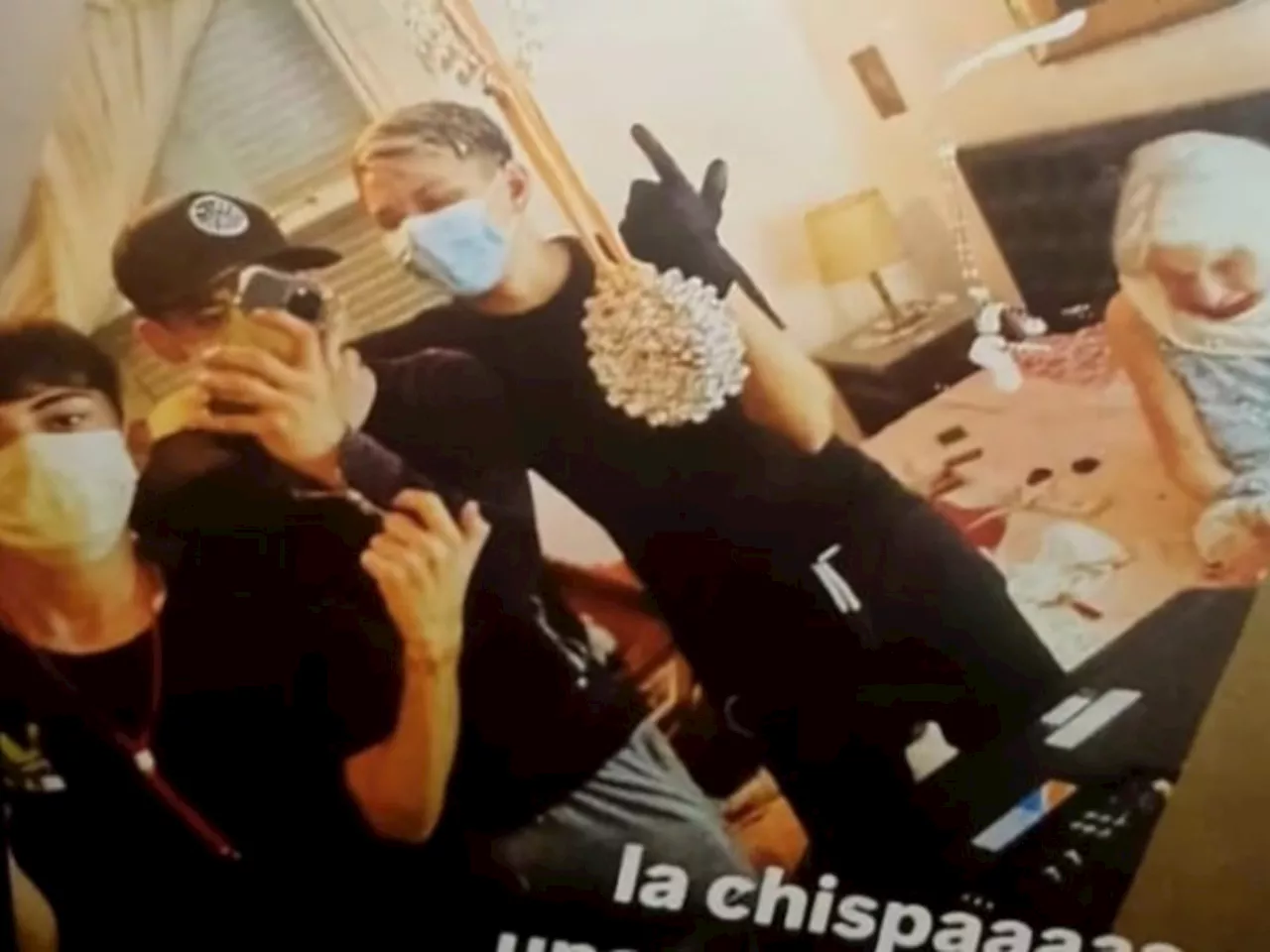 Torturaron a una jubilada durante un robo y se sacaron una selfie: tres de los cuatro detenidos son menores y fueron liberados