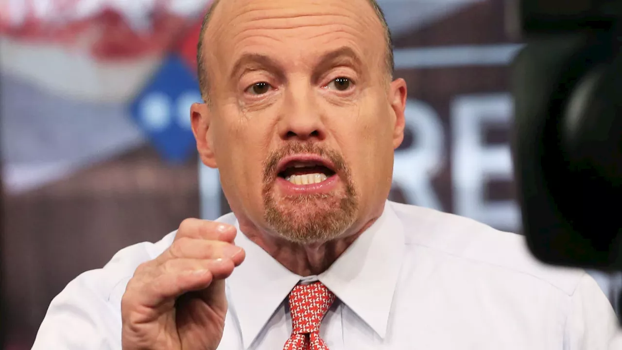 Cramer Advises Patience Amidst DeepSeek's Disruption of Tech Sector