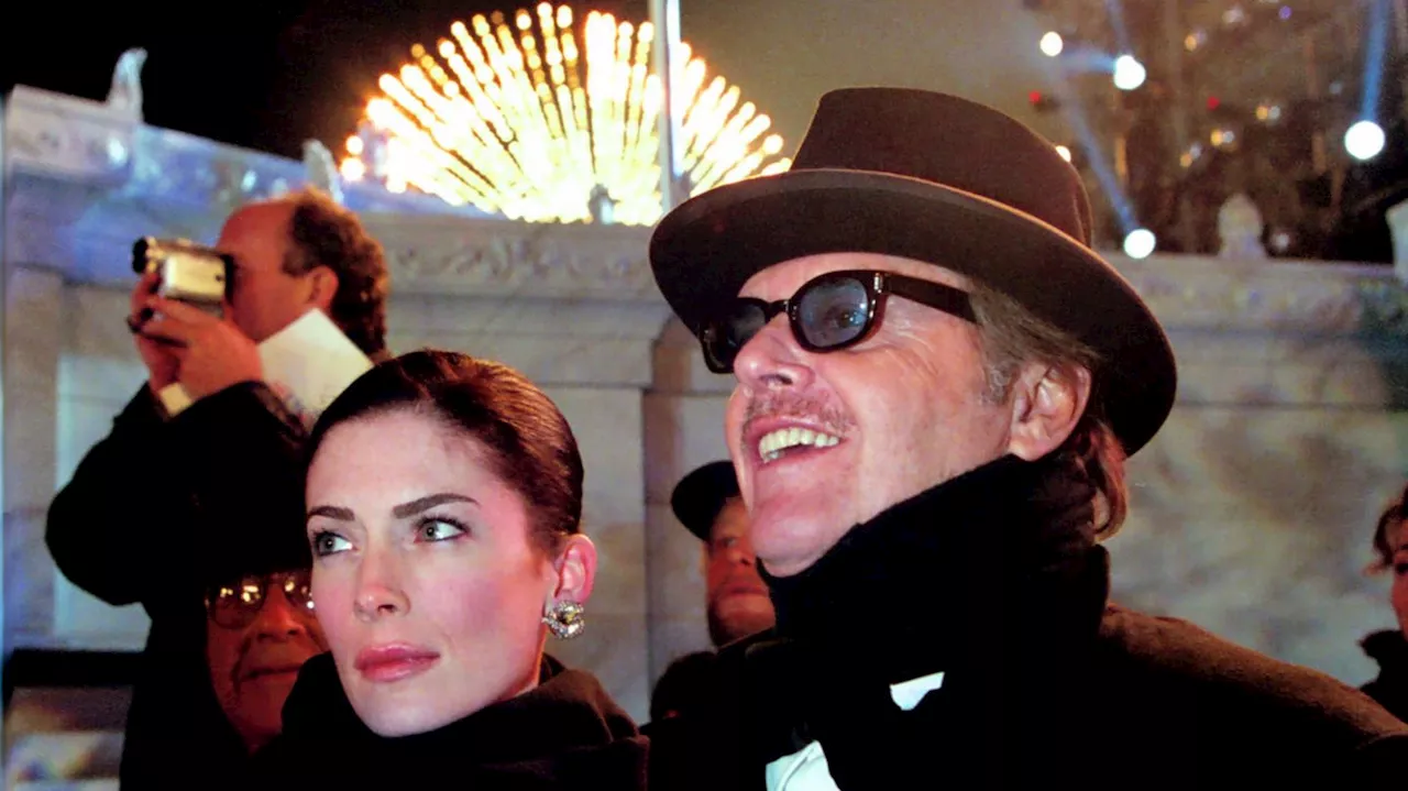 Jack Nicholson's Daughter Reflects on Ex-Girlfriend Lara Flynn Boyle