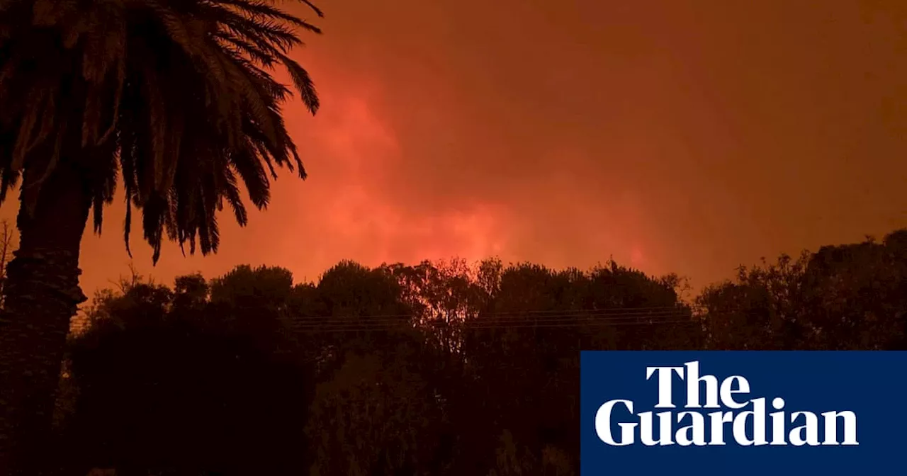 Bushfires Force Evacuations in Victoria, Residents Warned of Imminent Danger