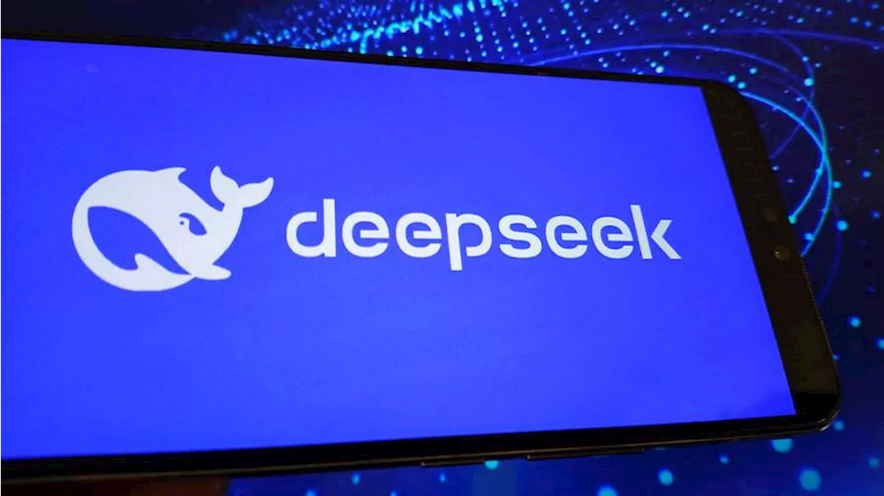 Китайская языковая модель DeepSeek бросает вызов Google и OpenAI