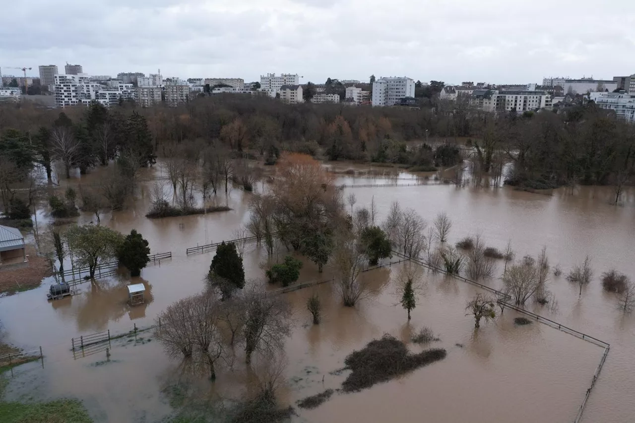 Dépression Herminia : la vigilance rouge étendue à la Loire-Atlantique et au Morbihan