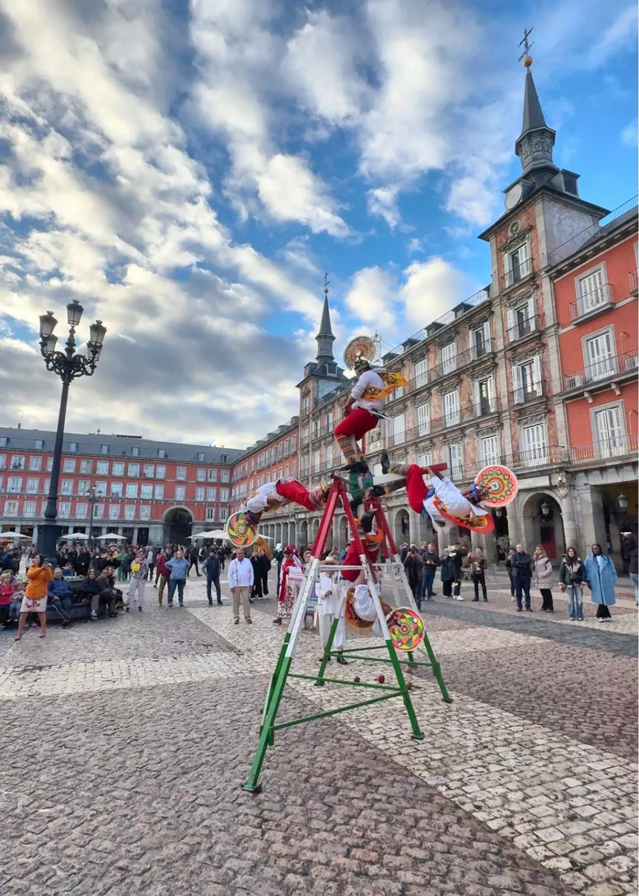 La Danza de los Guaguas cautiva a Madrid