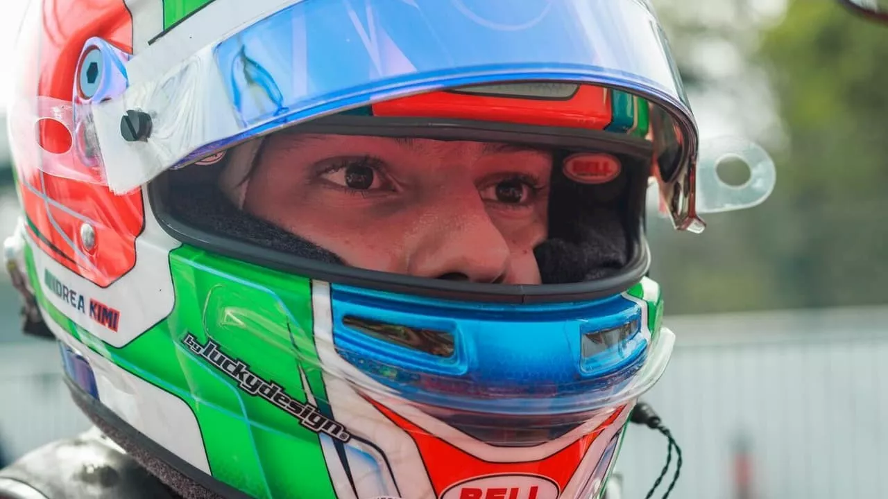 Kimi Antonelli, prodígio da Fórmula 1, conquista carteira de motorista aos 18 anos