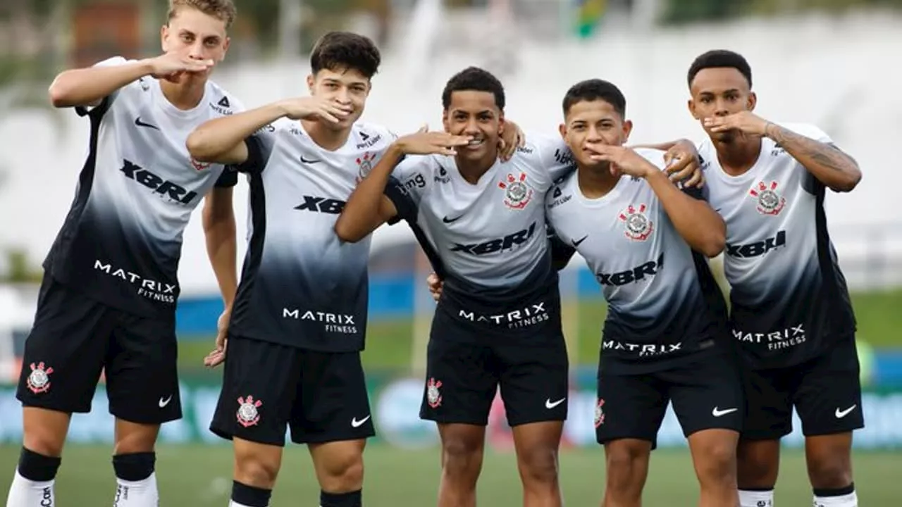 Ramón Díaz promove jovens da Copinha para 'período de teste' no Corinthians