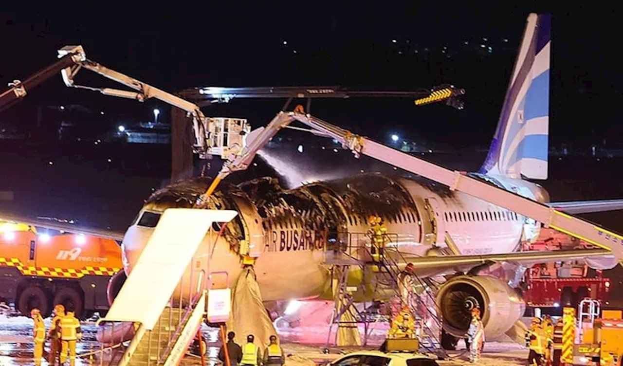 Kebakaran Pesawat Air Busan di Bandara Gimhae