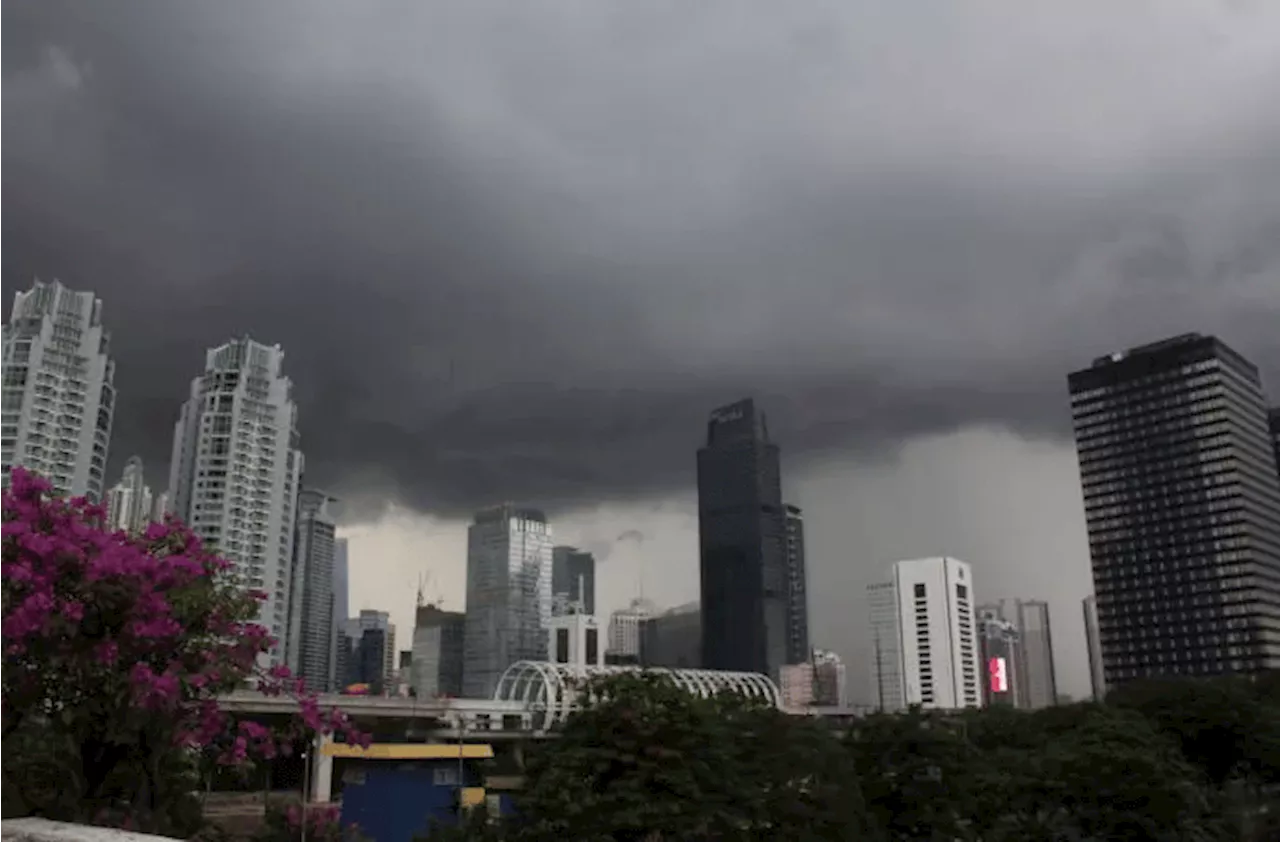 Prakiraan Cuaca Rabu 29 Januari 2025 Waspadai Hujan Lebat dan Banjir Rob