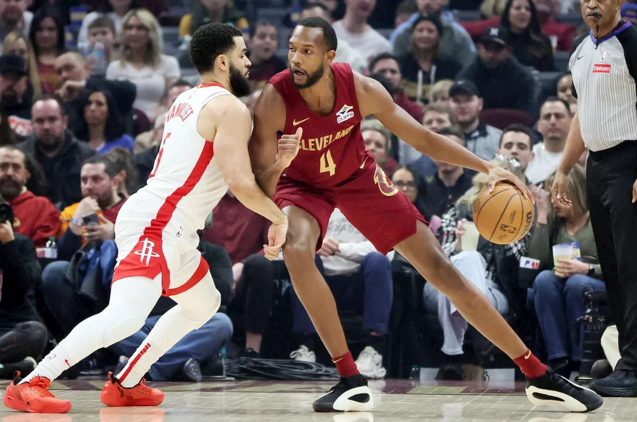 Cavaliers Host Pistons in Central Division Showdown