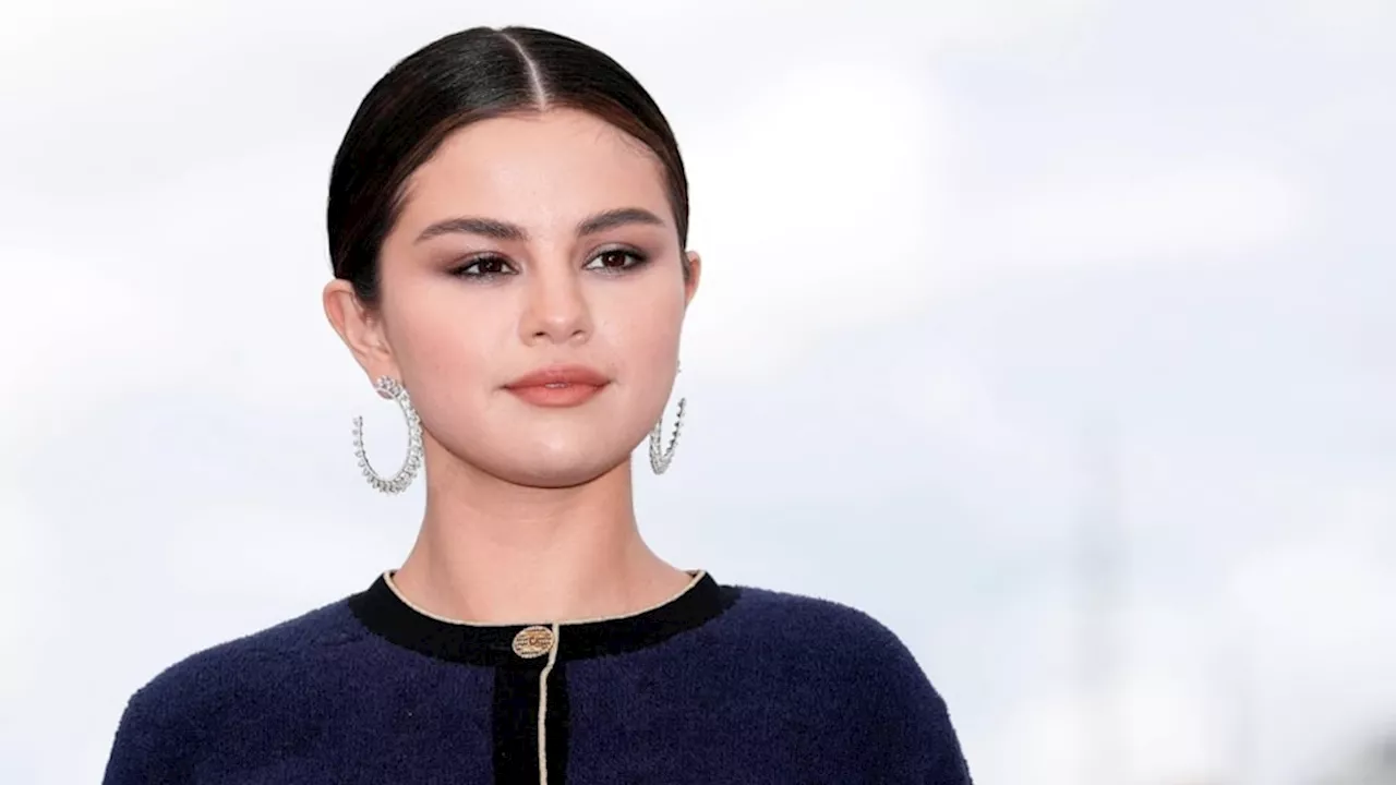 Huilende Selena Gomez bedreigd met 'uitzetting' door Amerikaanse politicus